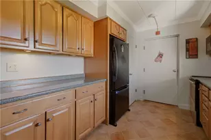 510 Child St, Warren, RI 02885 - Photo 8