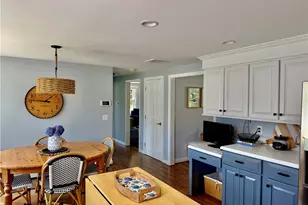 7 Cortland Ln, Smithfield, RI 02828 - Photo 10