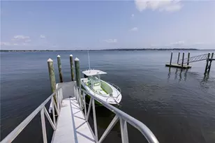 105 Charlotte Dr, Warwick, RI 02818 - Photo 12
