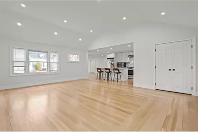 9 Country Parkway, North Providence, RI 02911 - Photo 18