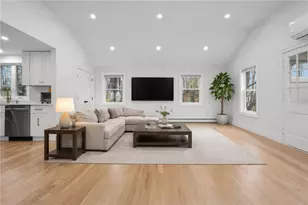 9 Country Pkwy, North Providence, RI 02911 - Photo 10