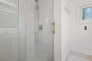 9 Country Pkwy, North Providence, RI 02911 - Photo 22