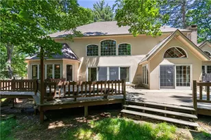 7 Kings Row, Cumberland, RI 02864 - Photo 4