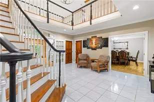 7 Kings Row, Cumberland, RI 02864 - Photo 8