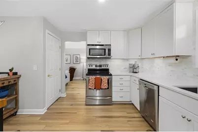 208 Marlborough Street #4, East Greenwich, RI 02818 - Photo 12