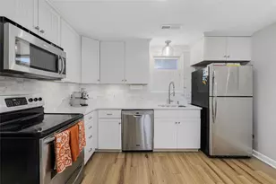 208 Marlborough St, East Greenwich, RI 02818 - Photo 10