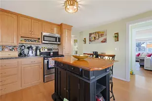 127 Fern St, Warwick, RI 02889 - Photo 8