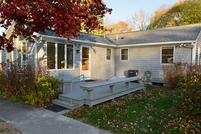 55 Vinton Avenue, Cranston, RI 02920 - Photo 6