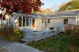 55 Vinton Ave, Cranston, RI 02920 - Photo 6