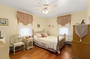 19 Bouvier Ave, Lincoln, RI 02838 - Photo 32