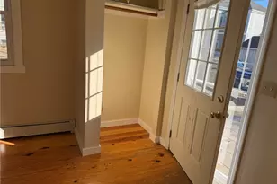31 Powel Ave, Newport, RI 02840 - Photo 20