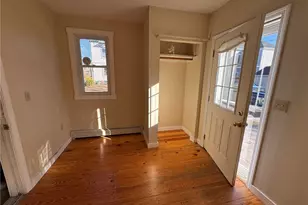 31 Powel Ave, Newport, RI 02840 - Photo 18