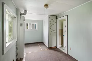 62 Leading St, Johnston, RI 02919 - Photo 28