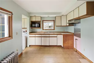 62 Leading St, Johnston, RI 02919 - Photo 6