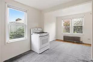 62 Leading St, Johnston, RI 02919 - Photo 4
