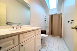 15 Hammersmith Rd, Newport, RI 02840 - Photo 18