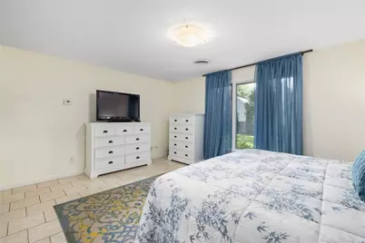 210 Wildflower Drive, Cranston, RI 02921 - Photo 12