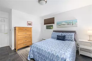 210 Wildflower Dr, Cranston, RI 02921 - Photo 18