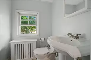 1349 W Shore Rd, Warwick, RI 02889 - Photo 20