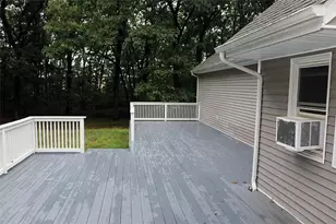 52 Charcalee Dr, Cranston, RI 02921 - Photo 4