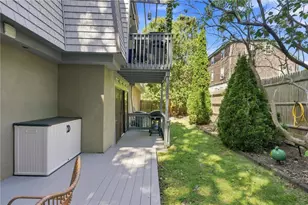 125 Van Zandt Ave, Newport, RI 02840 - Photo 42