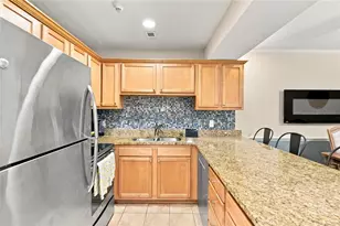125 Van Zandt Ave, Newport, RI 02840 - Photo 12