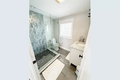 21 Warren Avenue #21, Middletown, RI 02842 - Photo 12