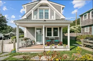 21 Warren Ave, Middletown, RI 02842 - Photo 1