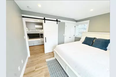 21 Warren Avenue #21, Middletown, RI 02842 - Photo 14