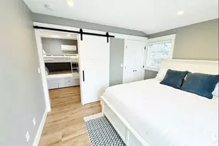 21 Warren Ave, Middletown, RI 02842 - Photo 14