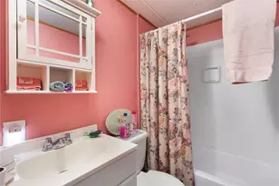 719 Forest Prk, Middletown, RI 02842 - Photo 14