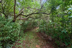 57 Bancroft Dr, Portsmouth, RI 02871 - Photo 8