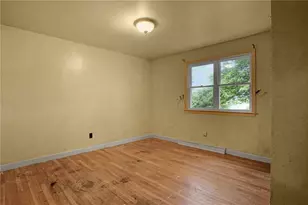 57 Bancroft Dr, Portsmouth, RI 02871 - Photo 36