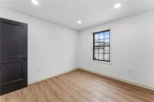 10 Buffalo Ct, Providence, RI 02909 - Photo 40