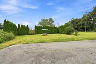 481 Oliphant Ln, Middletown, RI 02842 - Photo 48