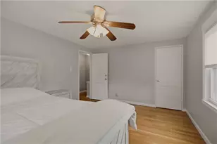 351 Blvd Blvd, Middletown, RI 02842 - Photo 12