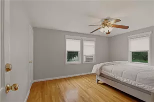 351 Blvd Blvd, Middletown, RI 02842 - Photo 10