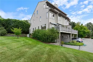 138 Windward Ln, Bristol, RI 02809 - Photo 2