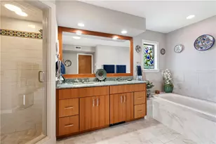 138 Windward Ln, Bristol, RI 02809 - Photo 18