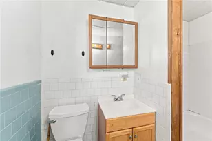 480 East Ave, Pawtucket, RI 02860 - Photo 16