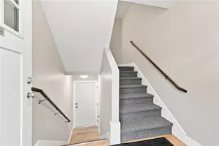 36 James St, East Providence, RI 02914 - Photo 14