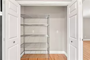 36 James St, East Providence, RI 02914 - Photo 20