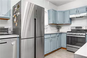 32 Benbridge Ave, Warwick, RI 02888 - Photo 18