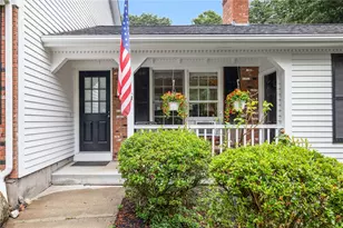29 Suddard Ln, Scituate, RI 02857 - Photo 2
