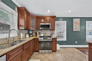 63 Georgia Ave, Providence, RI 02905 - Photo 14