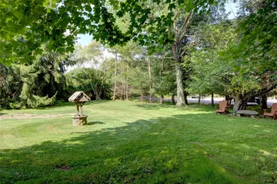 318 Mitchells Lane, Middletown, RI 02842 - Photo 4