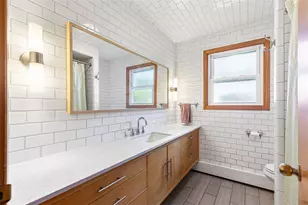 2 Wardlaw Ct, Providence, RI 02908 - Photo 30