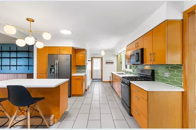 2 Wardlaw Court, Providence, RI 02908 - Photo 10