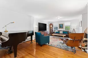 17 Bank St, Warwick, RI 02888 - Photo 10