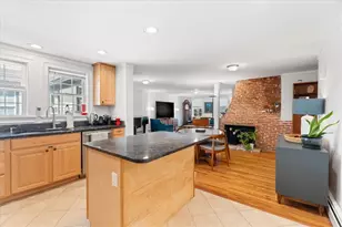 17 Bank St, Warwick, RI 02888 - Photo 6